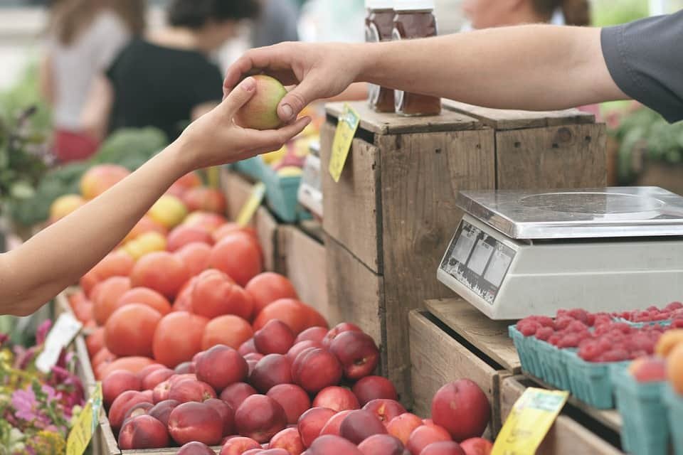 markets-around-chablis